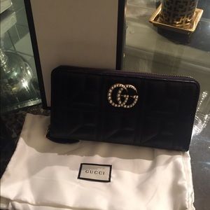 NEW GUCCI PEARL GG MARMONT WALLET